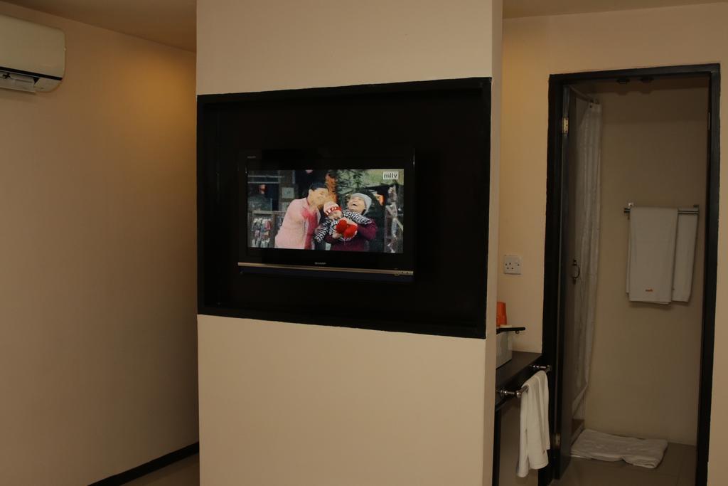 East Hotel Yangon